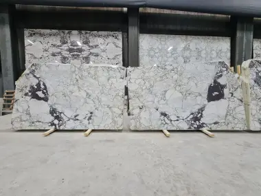 B5102 - 2 CM Calacatta Viola Honed