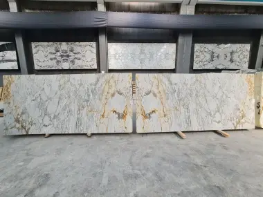 B2139 - 2 CM Calacatta Gold Honed