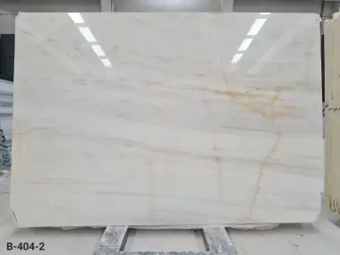 B404 - 2 CM Calacatta Amber Polished