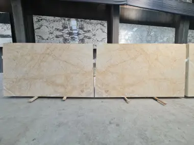 B5324 - 2 CM Golden Spider Dolomite Honed