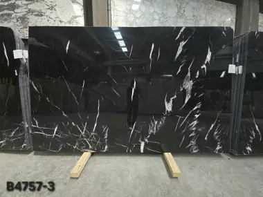 B4757 - 2 CM Alexandrette Black Polished