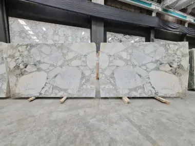 B5083 - 2 CM Calacatta Green Honed