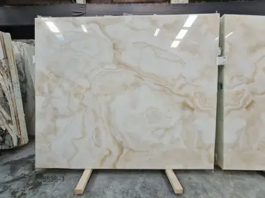 B5538 - 2 CM White Onyx Polished