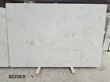 B2238 - 2 CM Vanilla Ice Honed