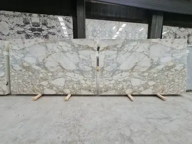 B5087 - 2 CM Calacatta Green Honed