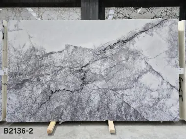 B2136 - 2 CM Lilac Honed