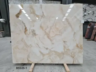 B5535 - 2 CM White Onyx Polished