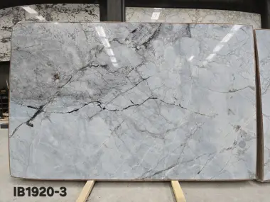 BIB1920 - 2 CM Invisible Blue Polished