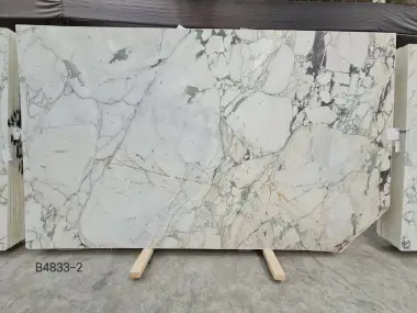 B4833 - 2 CM Calacatta Viola Honed