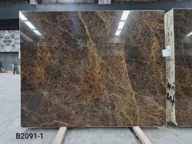 B2091 - 2 CM Golden Emparador Polished