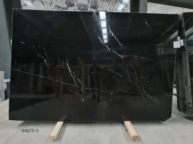 B4673 - 2 CM Alexandrette Black Polished