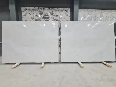 B1648 - 2 CM Iceberg Dolomite Polished