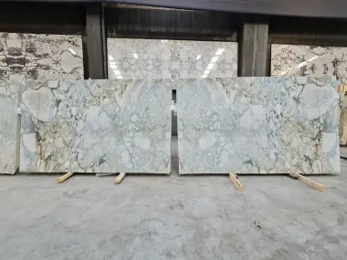B5637 - 2 CM Calacatta Green Honed