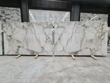 B5671 - 2 CM Calacatta Green Honed