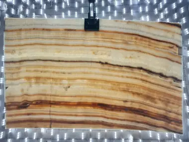 B5257 - 2 CM White Onyx Polished