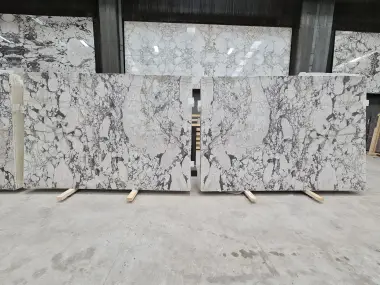 B4712 - 2 CM Calacatta Viola Honed