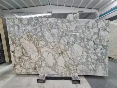 BCG - 2CM CALACATTA GREEN POLISHED 1082