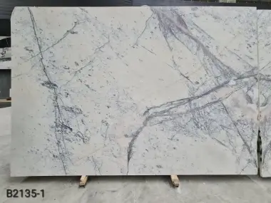 B2135 - 2 CM Lilac Honed