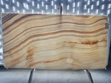 B2044 - 2 CM White Onyx Polished