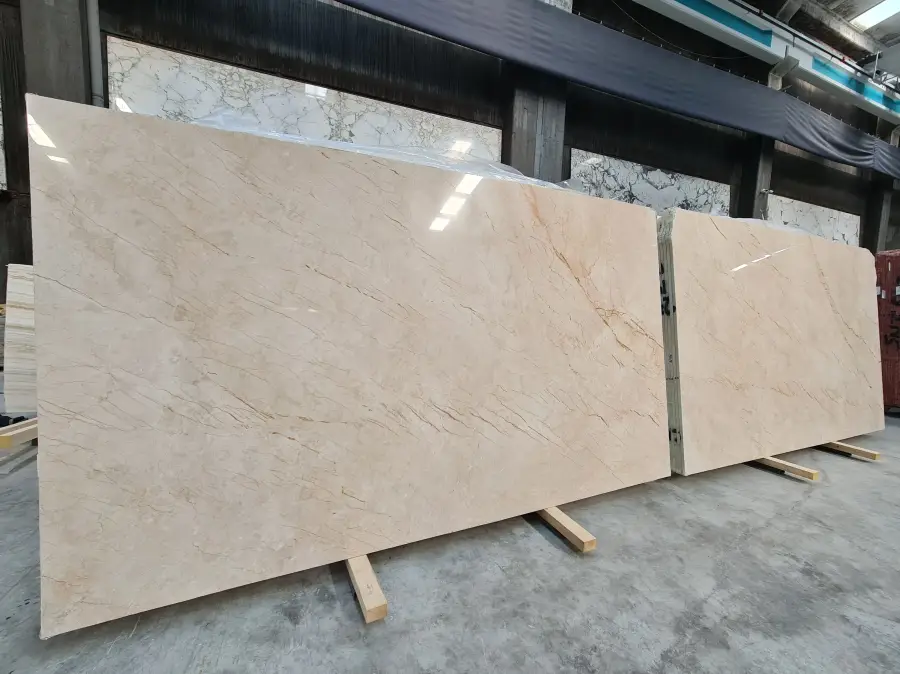 BCN01 - 2 CM Crema Nouva Polished