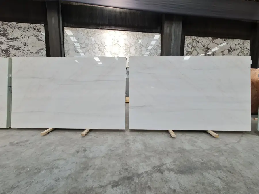 B6159 - 2 CM Golden Spider Dolomite Polished