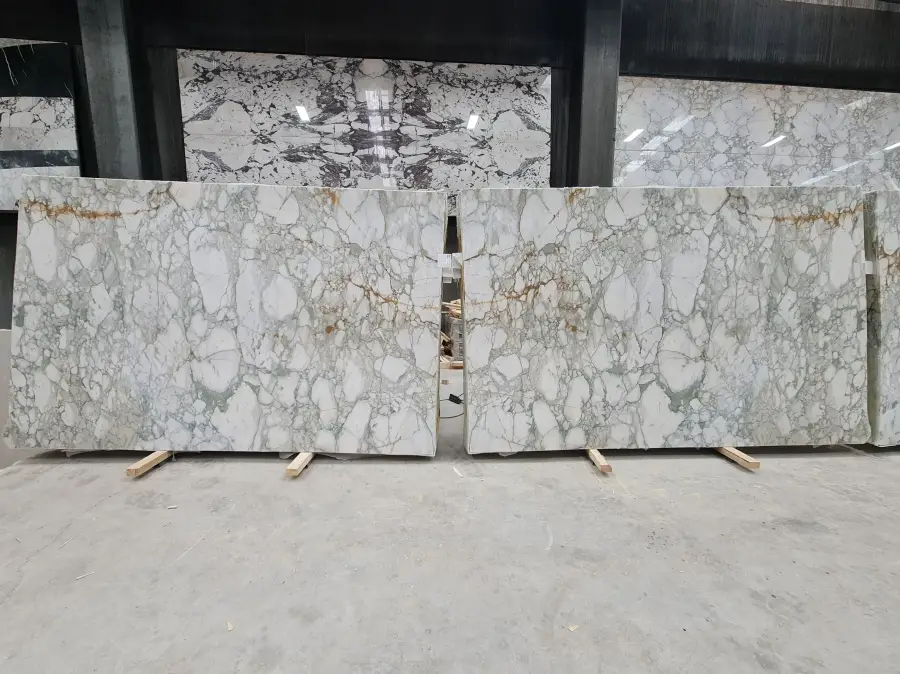 B5615 - 2 CM Calacatta Green Honed