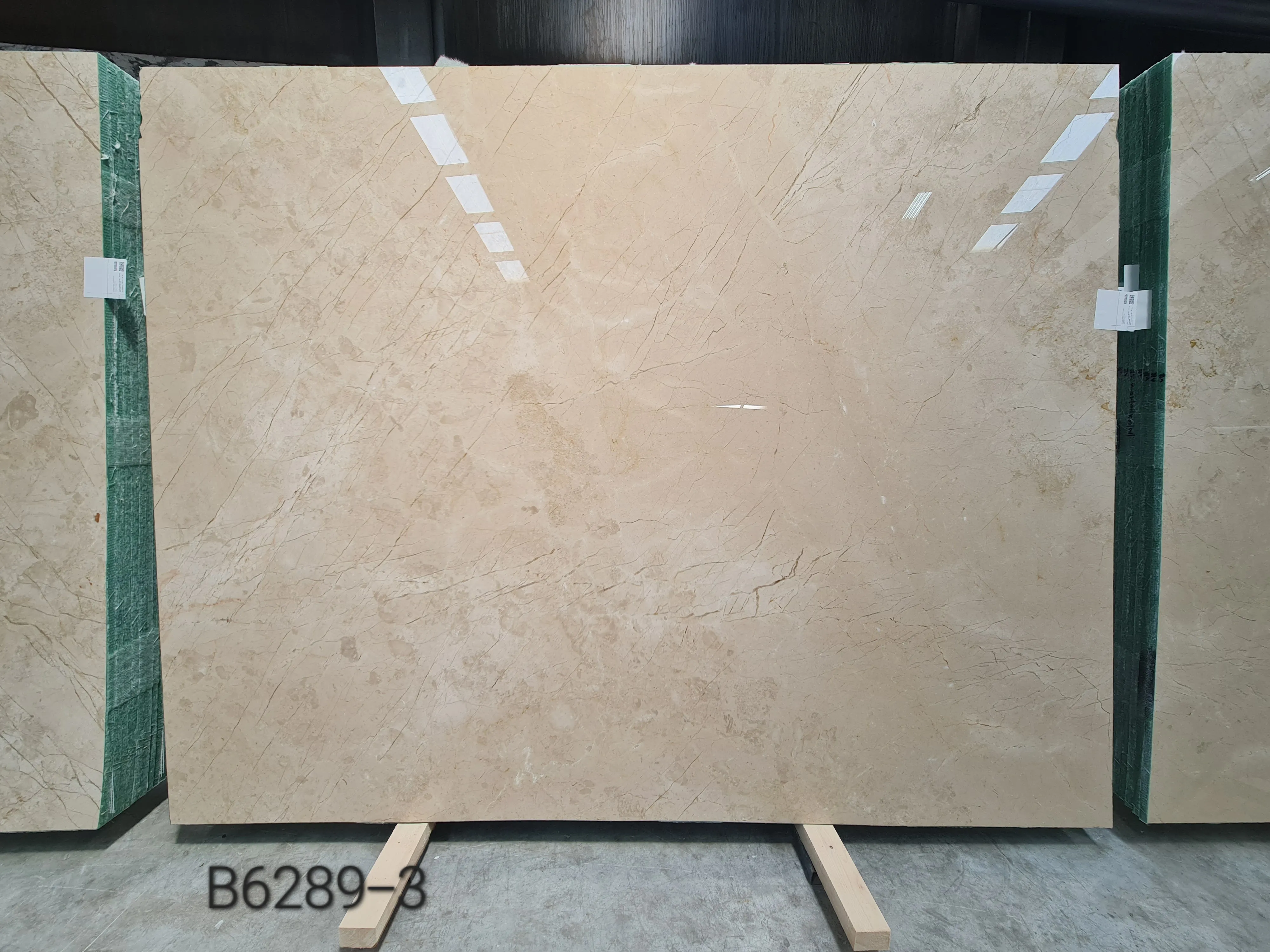 B6289 - 2 CM Bursa Beige Polished