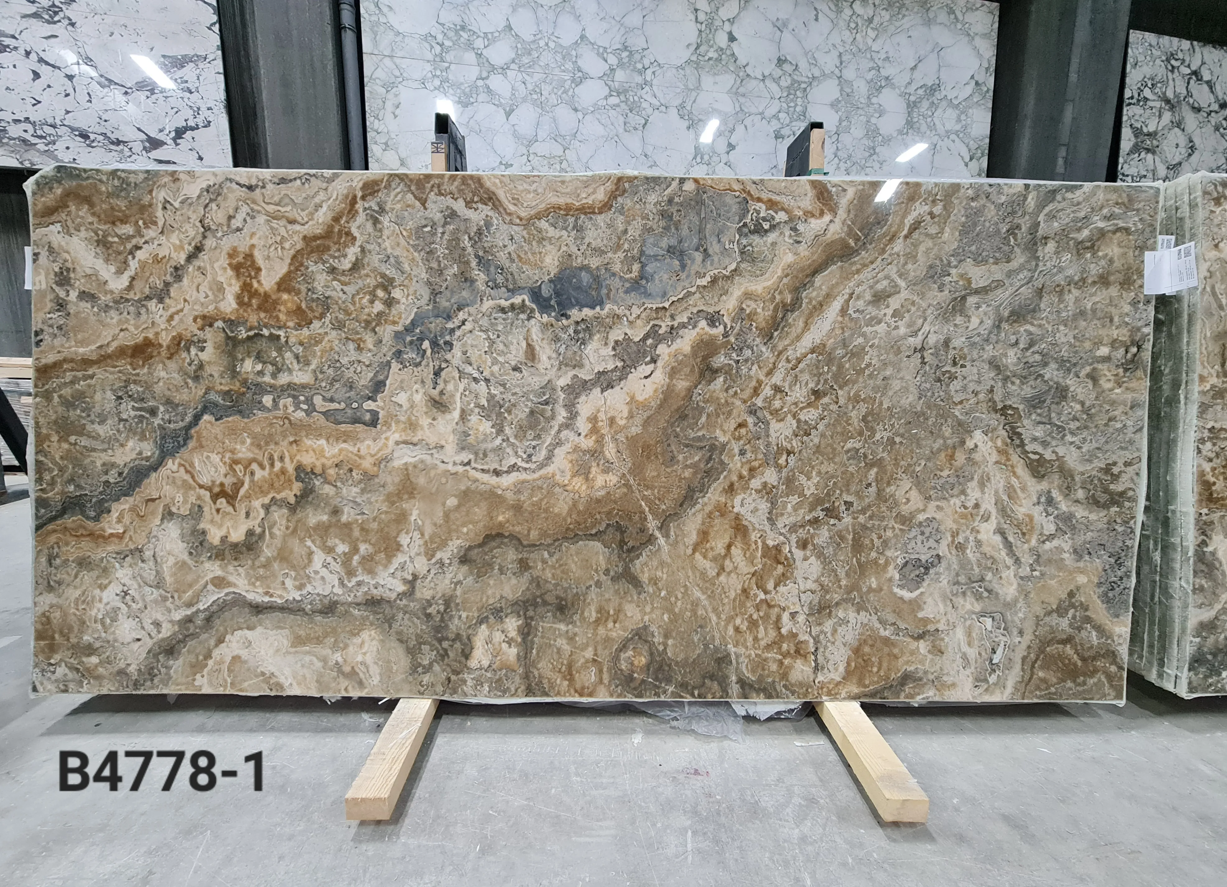 B4778 - 2 CM Brown Onyx Polished