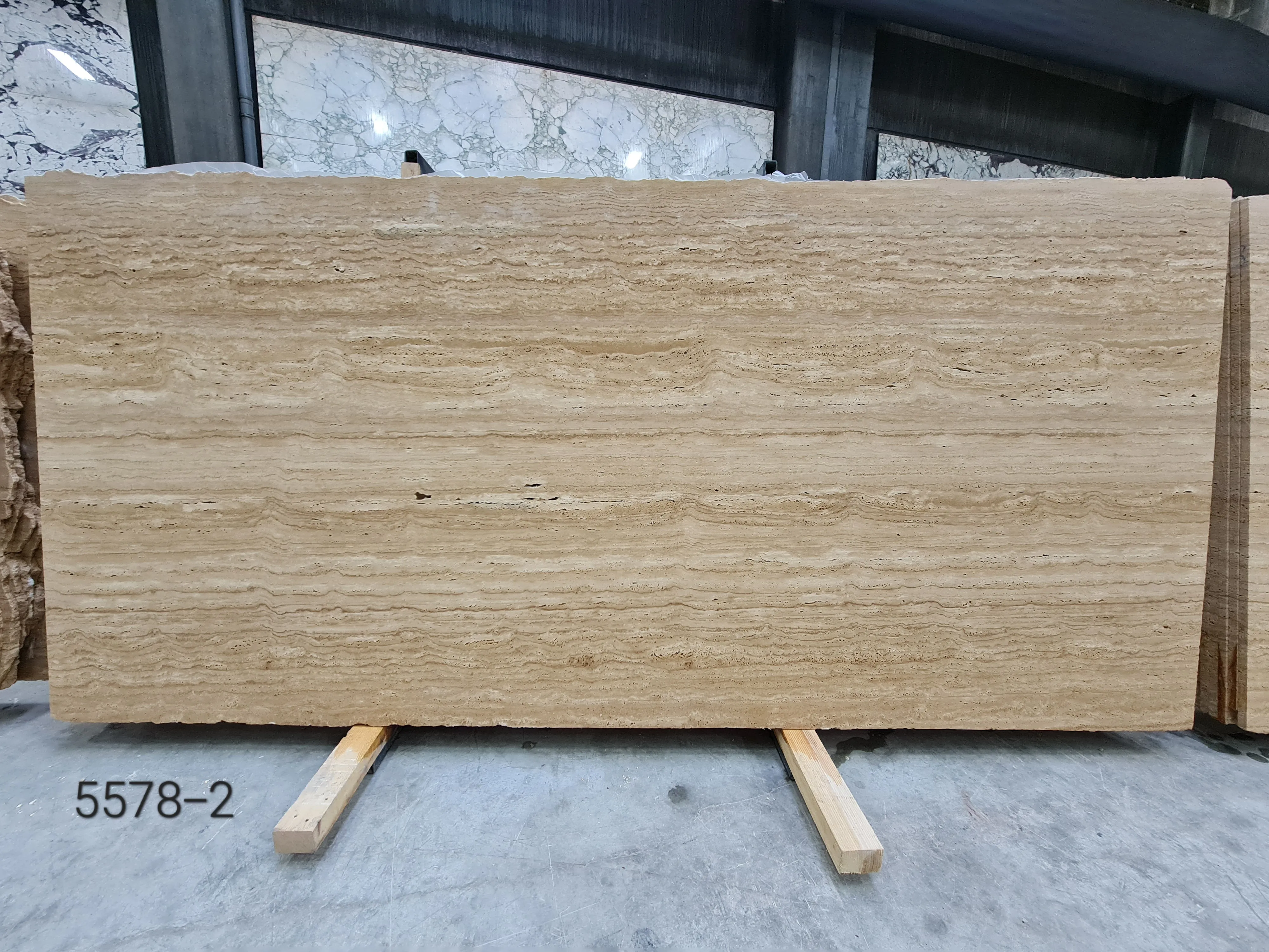 B5578 - 2 CM Travertine Veincut Unfilled Honed