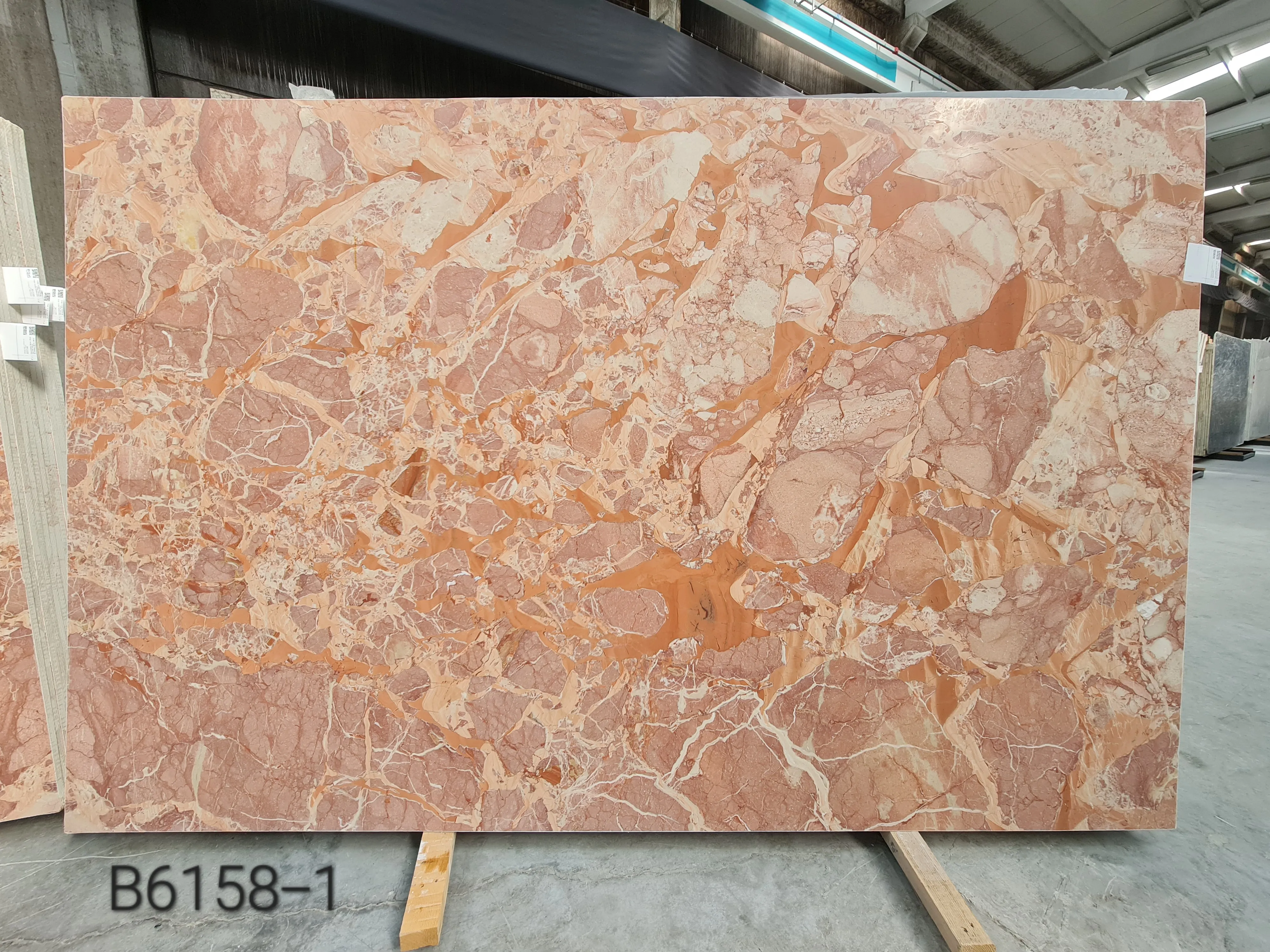 B6158 - 2 CM TERRACOTTA HONED