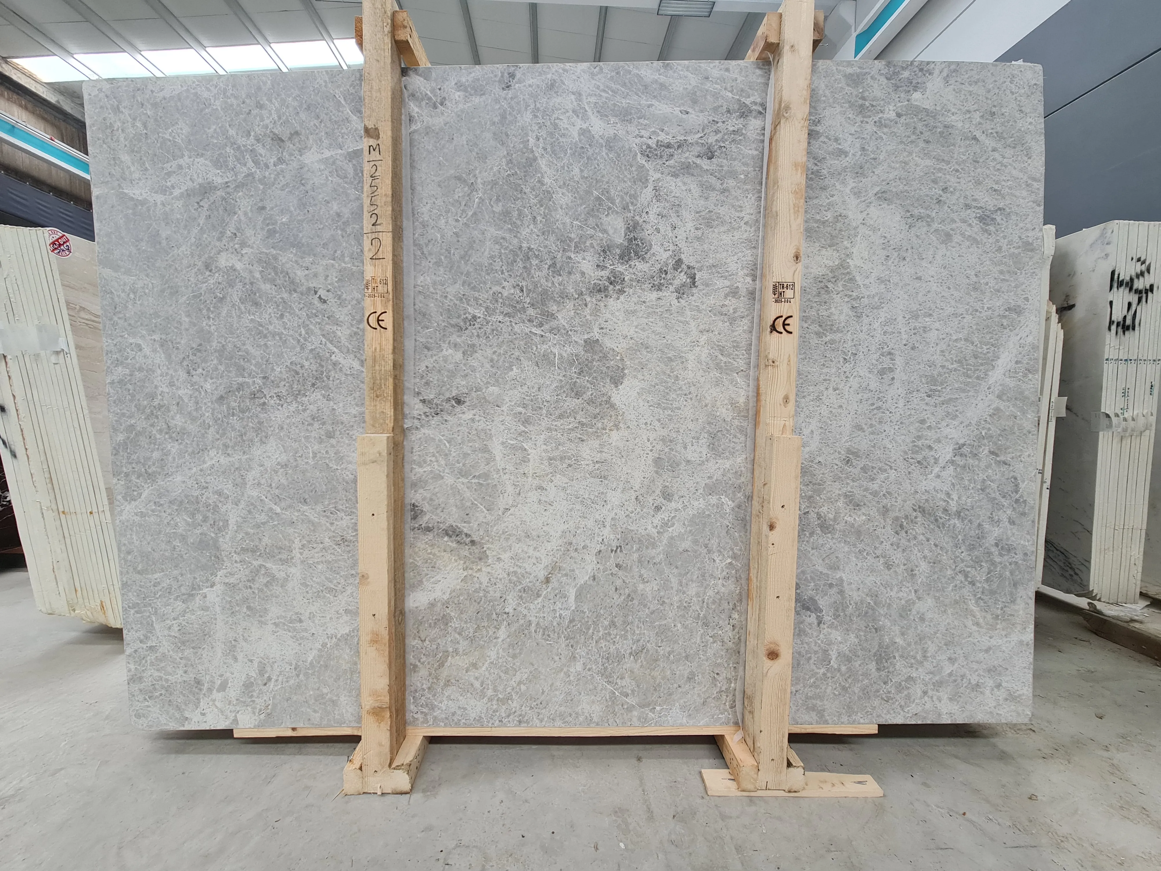 BTG2552 - 2 CM Tundra Grey Honed