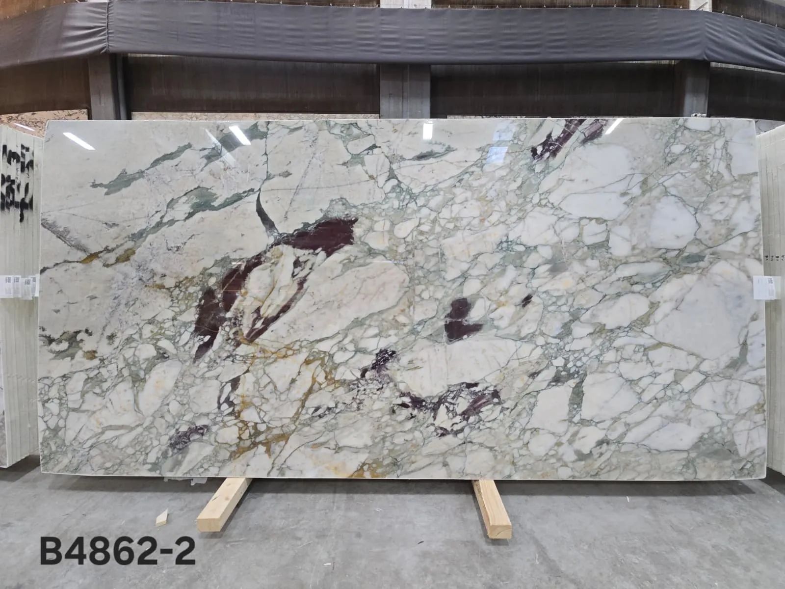 B4862 - 2 CM Calacatta Green Polished