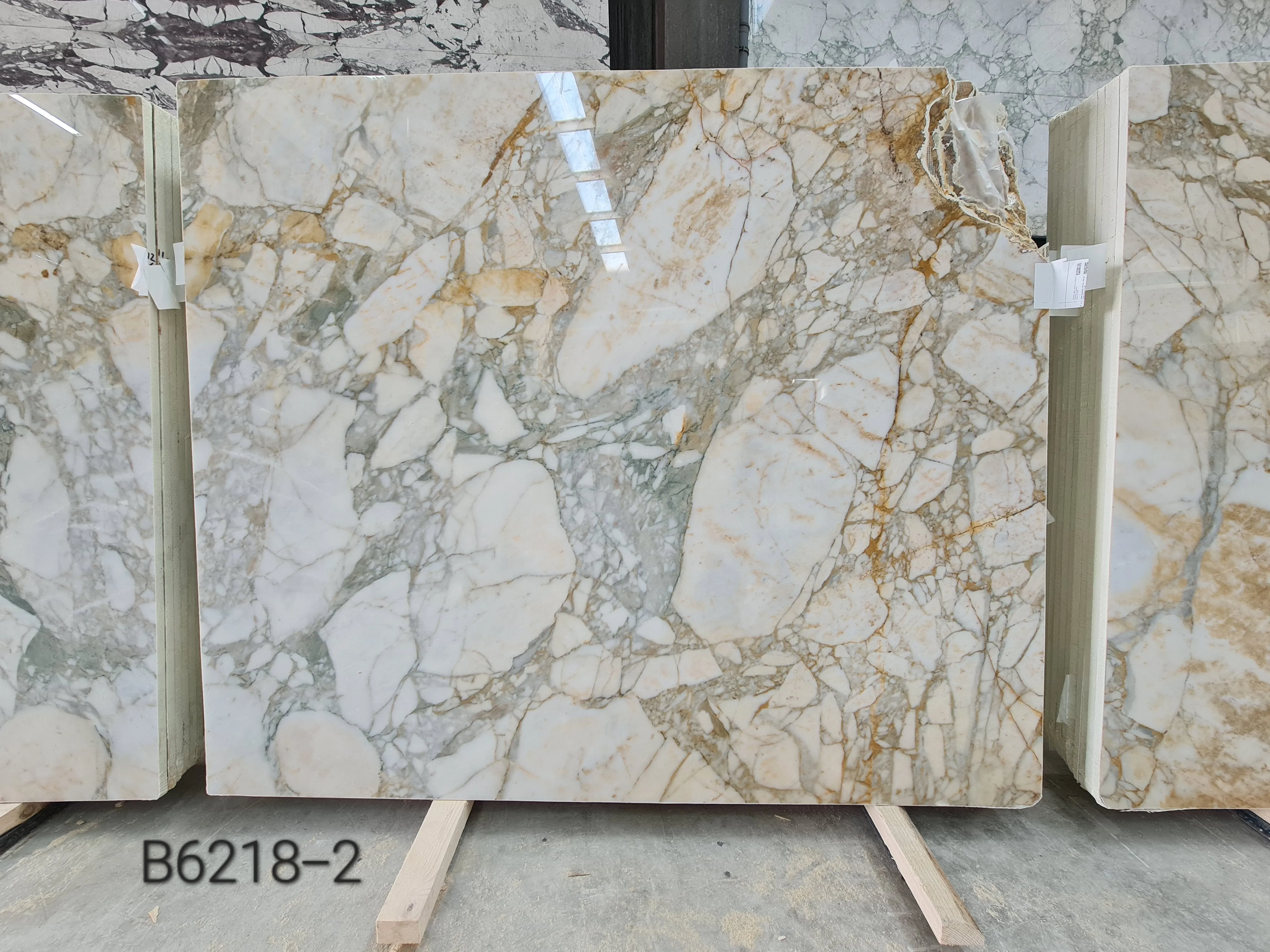 B6218 - 2 CM Calacatta Green Polished
