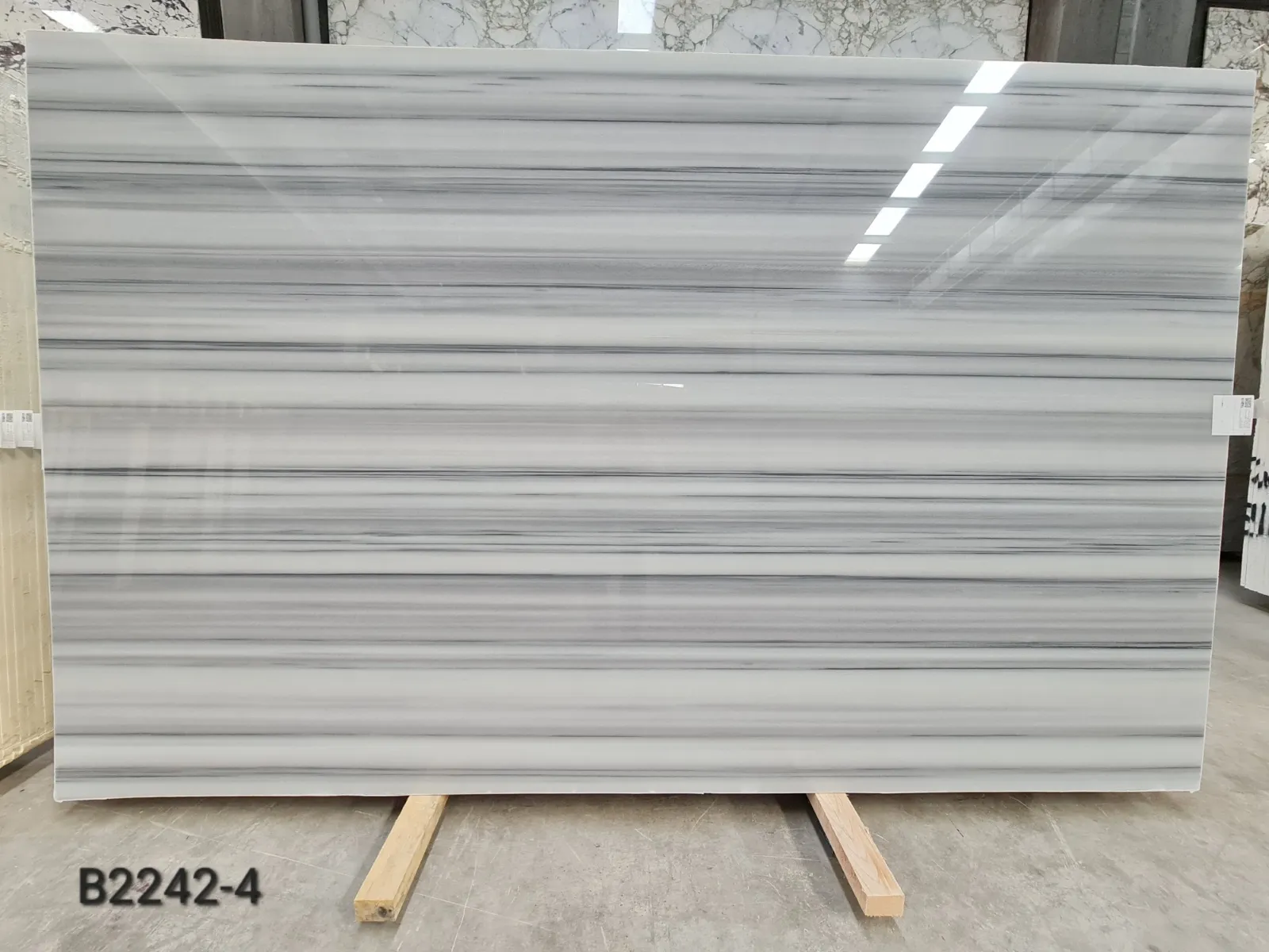 B2242 - 2 CM Striato Olimpico Polished
