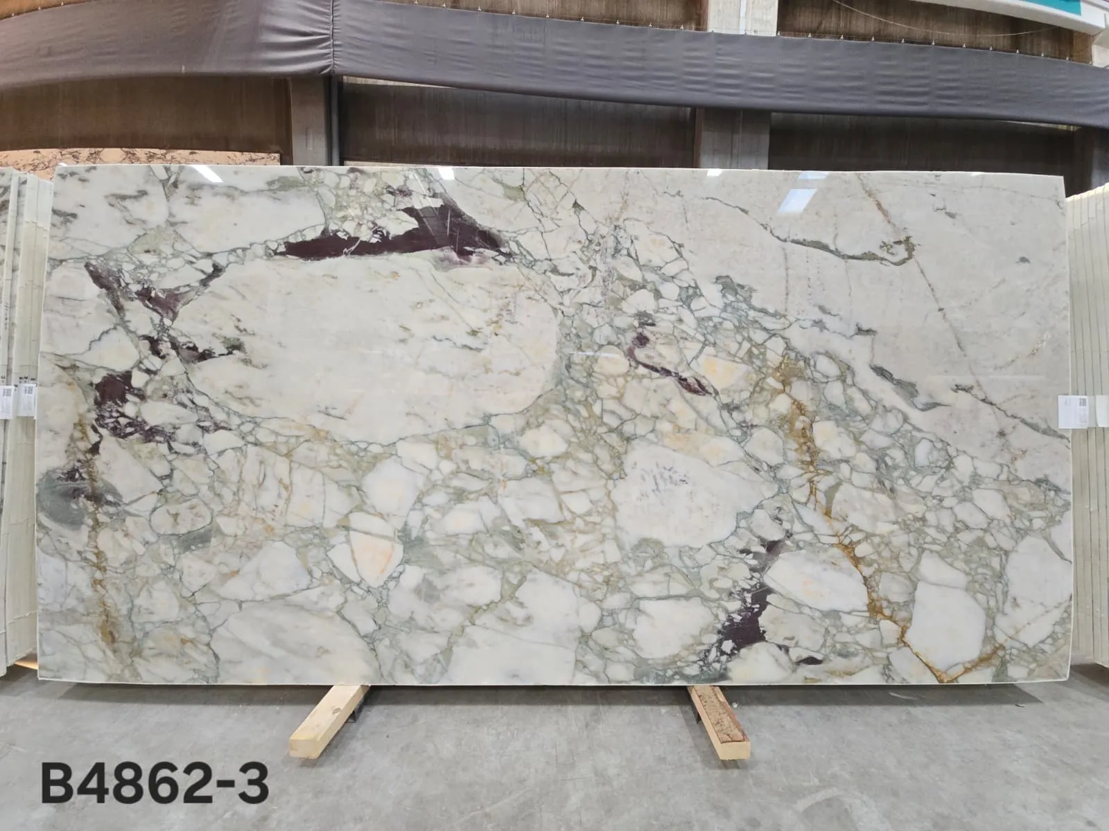 B4862 - 2 CM Calacatta Green Polished