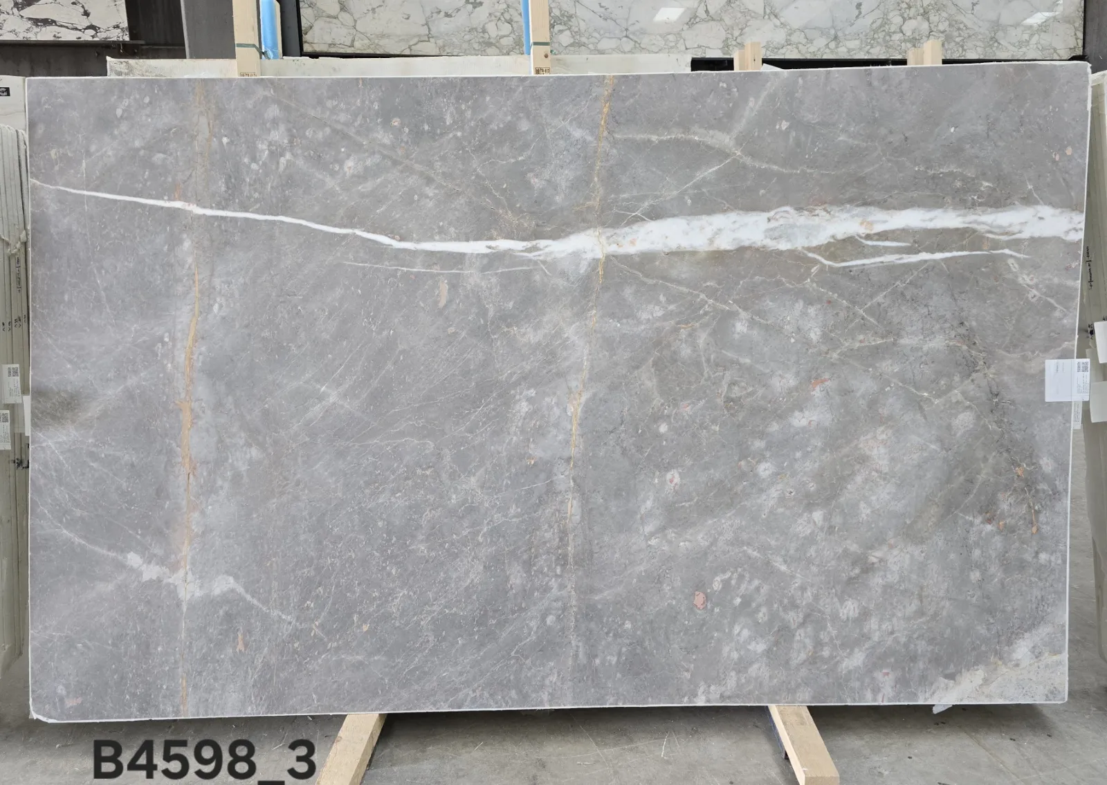 B4598 - 2 CM Baran Grey Honed