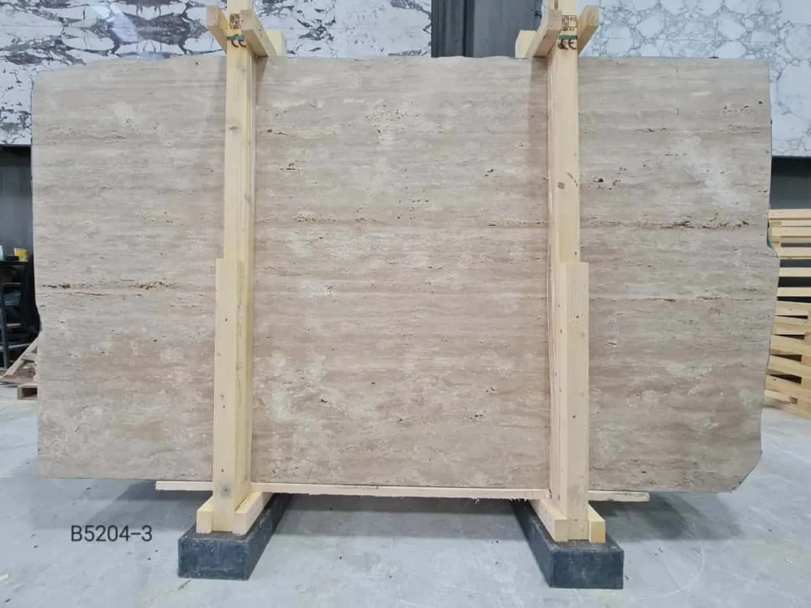 B5204 - 2 CM Veincut Travertine Unfilled Honed