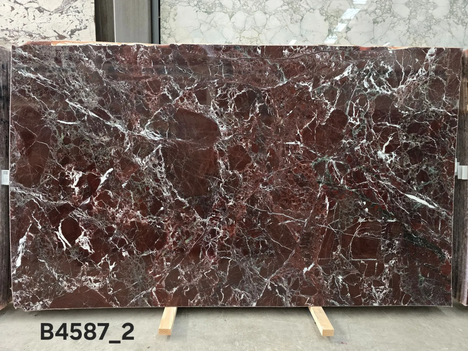 B4587 - Rosso Levanto Polished