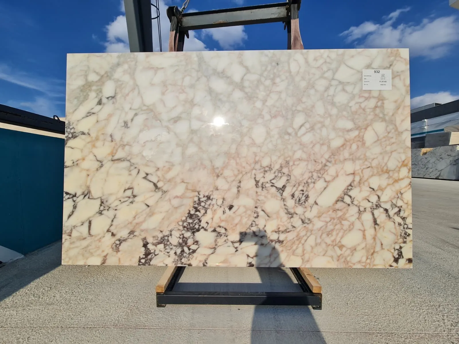 B932/933/934/935 - 2 CM Afyon Sugar Violet Polished