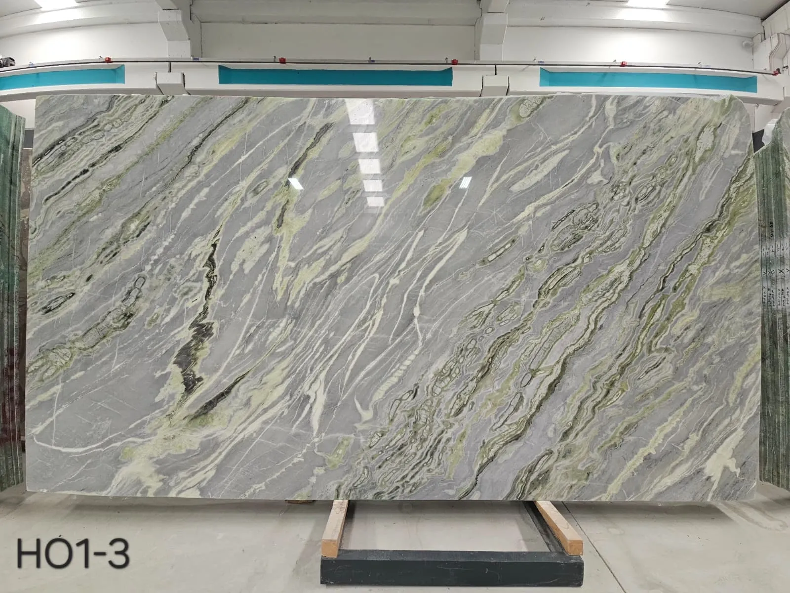 HO1 - 2 CM Himalayan Onyx Polished