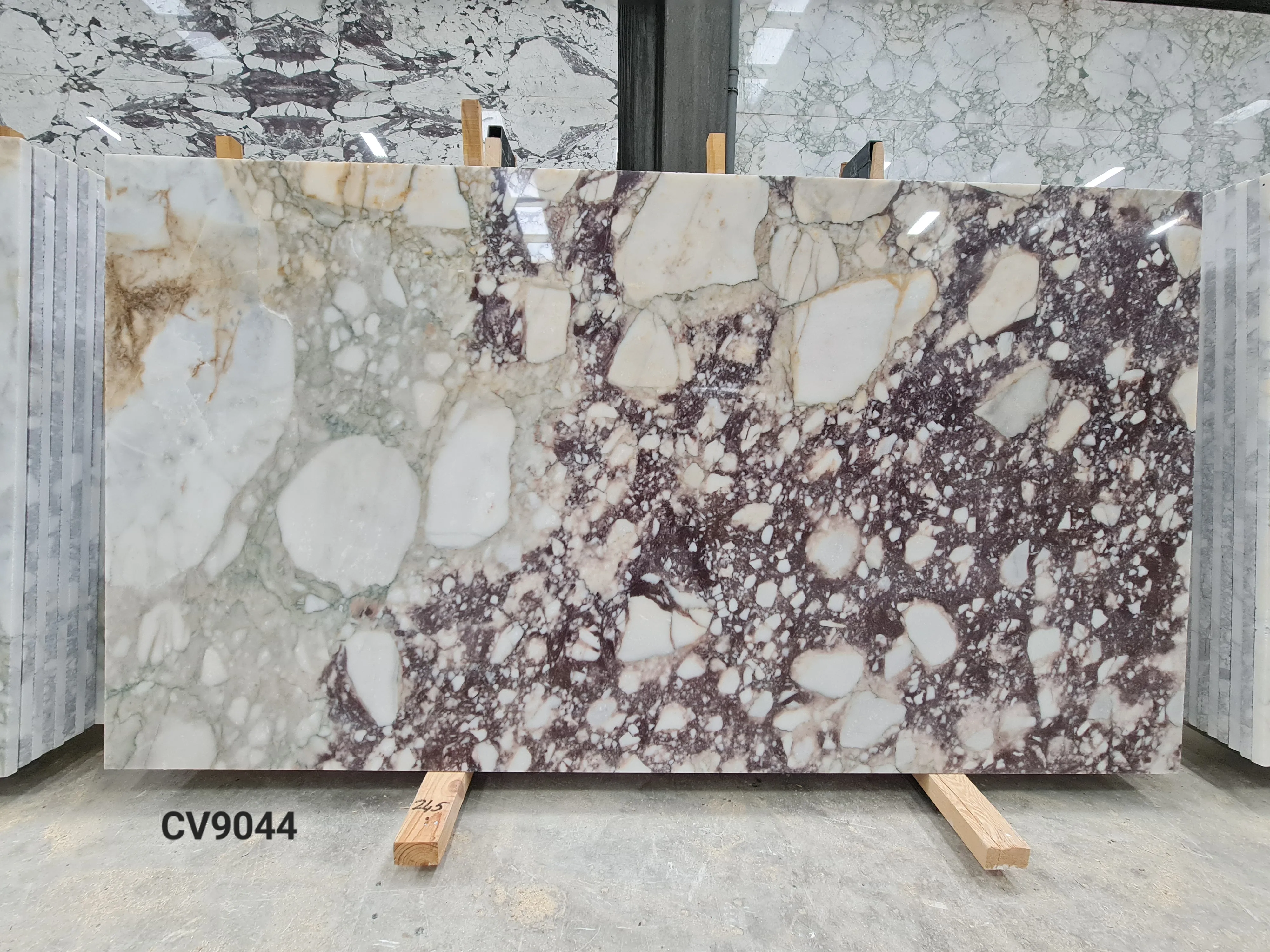 BCV90 - 2 CM Calacatta Viola Polished