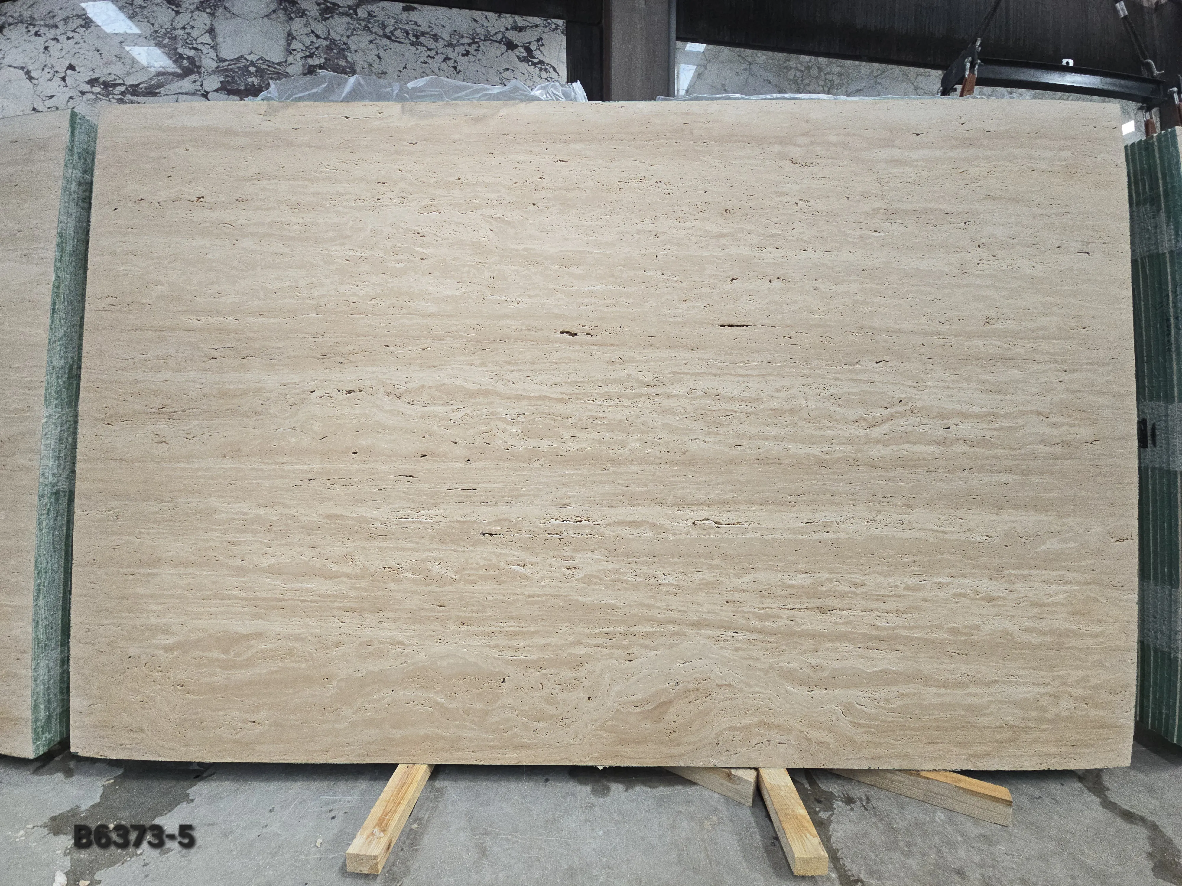 B6373 - 2 CM Veincut Travertine Unfilled Honed