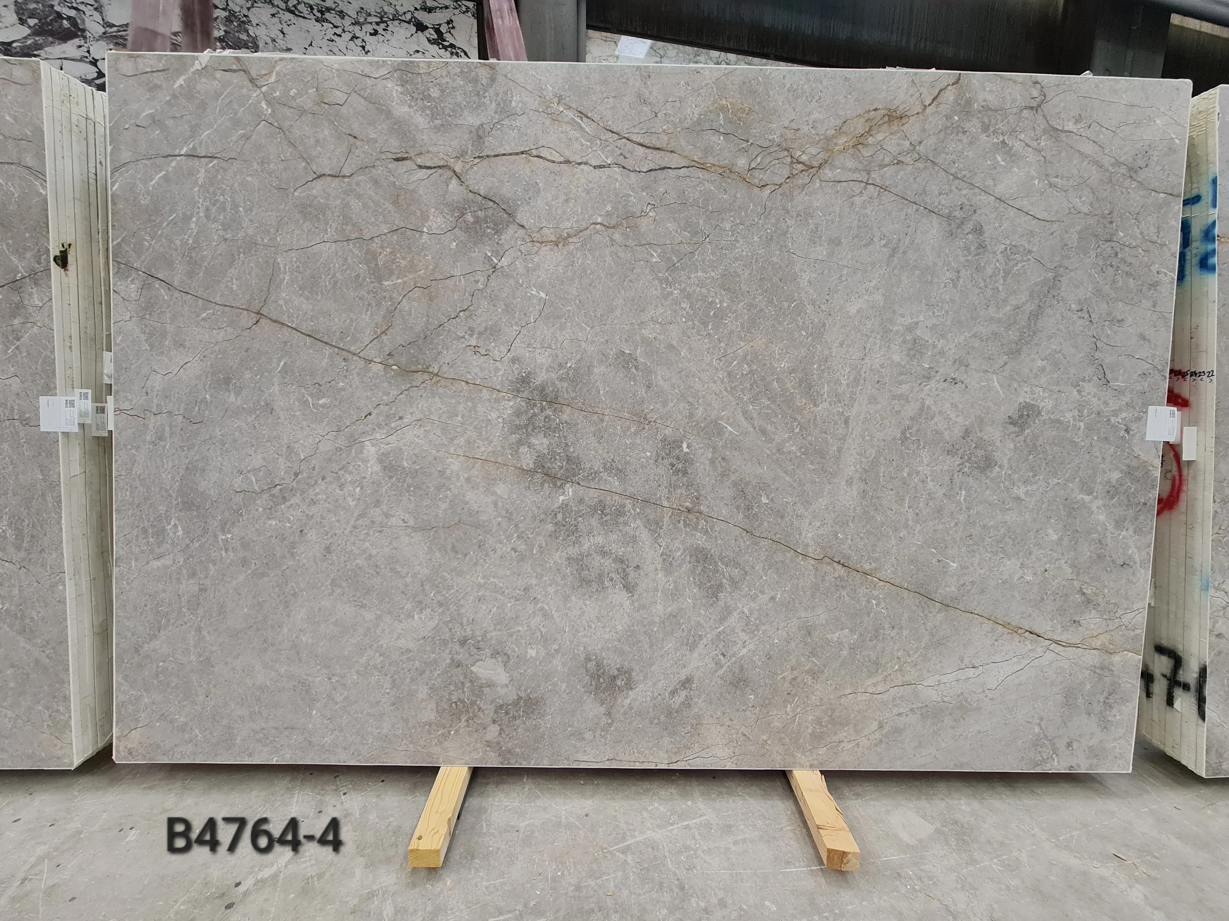 B4764 - 2 CM Silver Root Honed