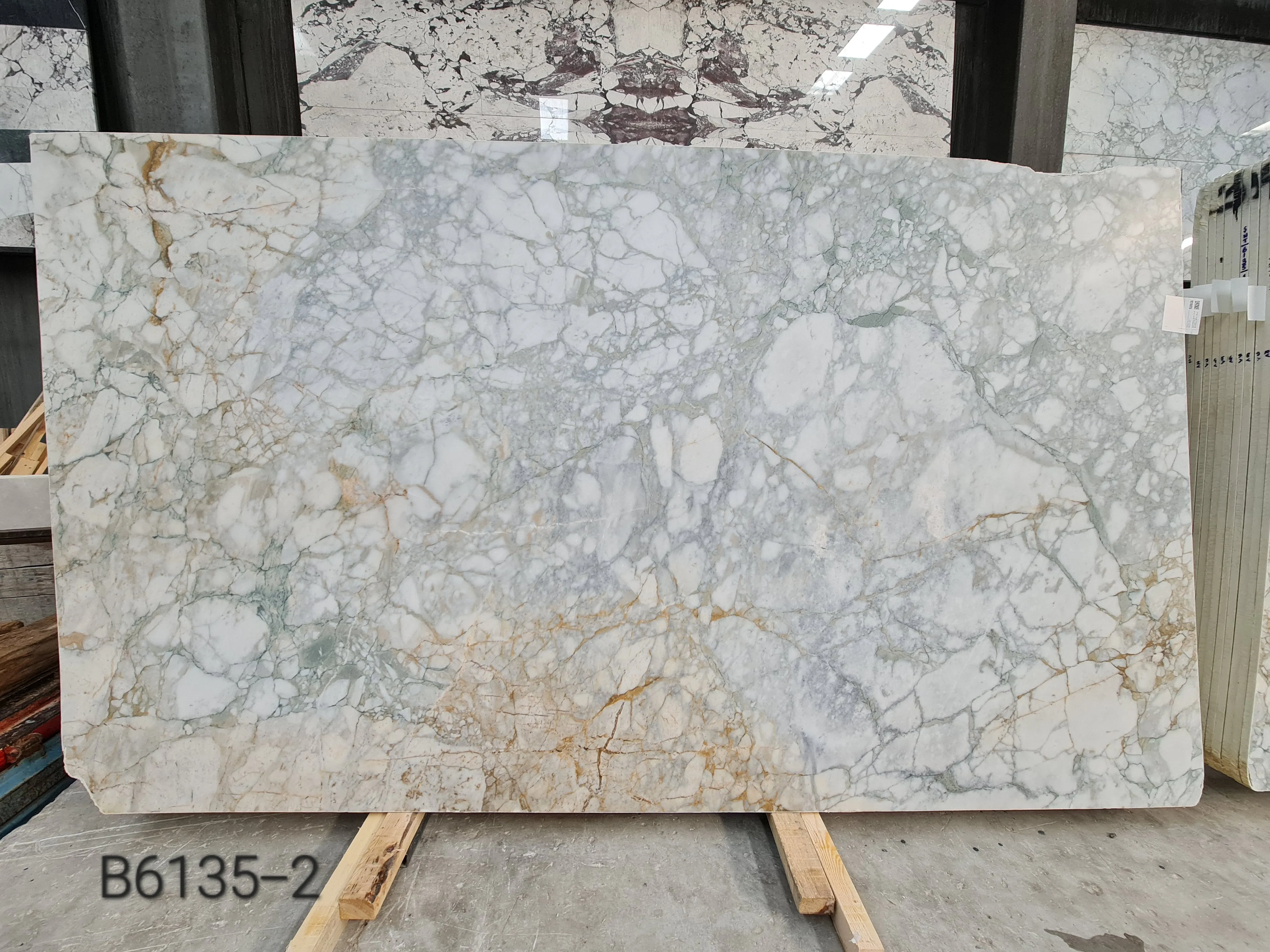 B6135 - 2 CM Calacatta Green Honed