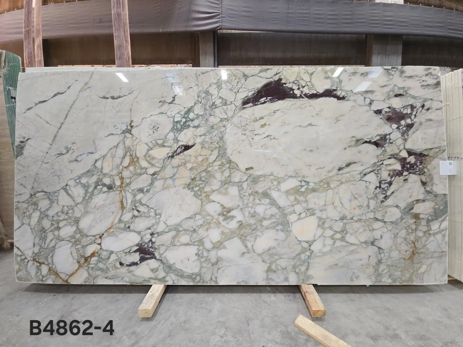 B4862 - 2 CM Calacatta Green Polished