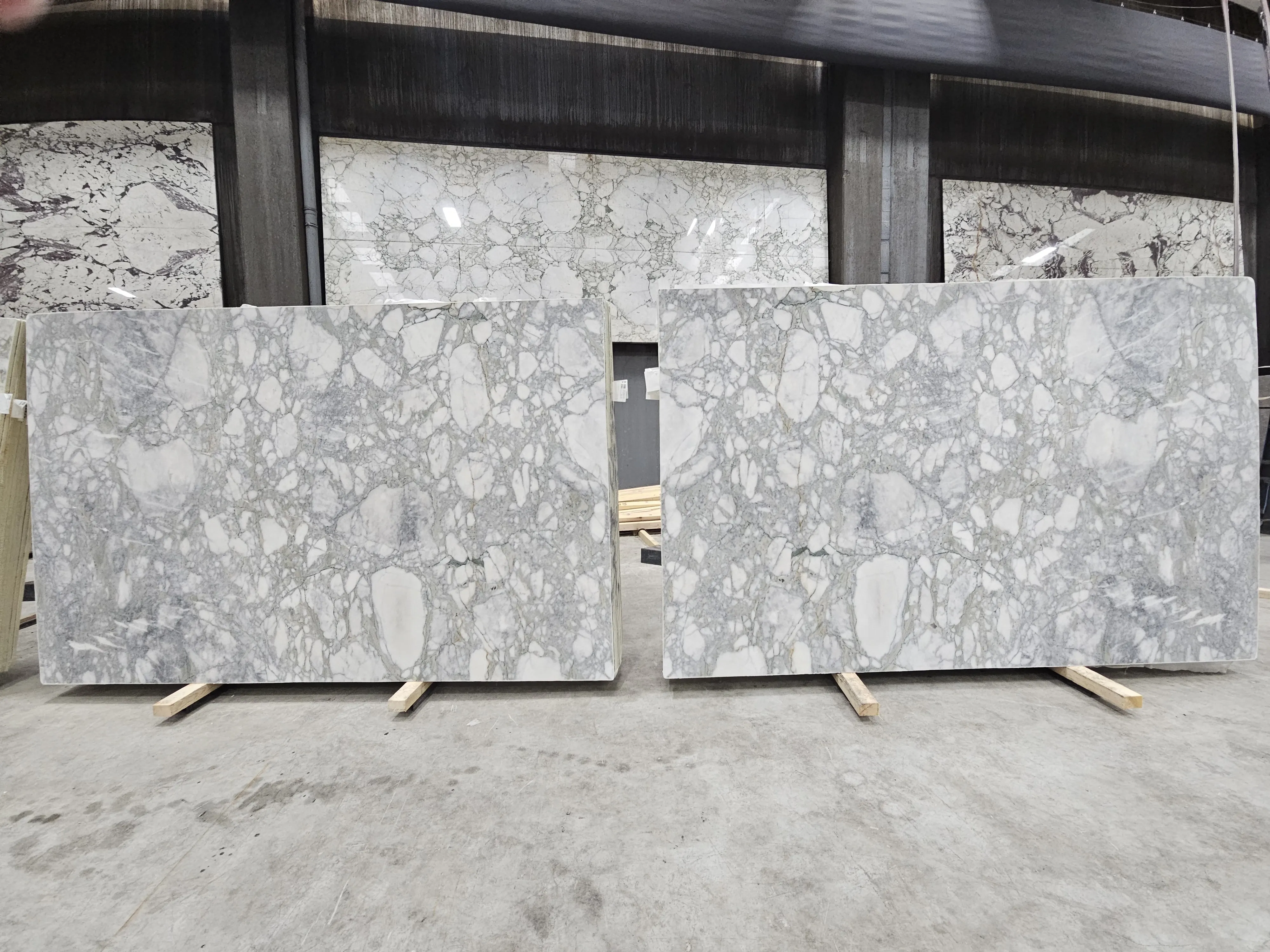 B5632 - 2 CM Calacatta Green Honed