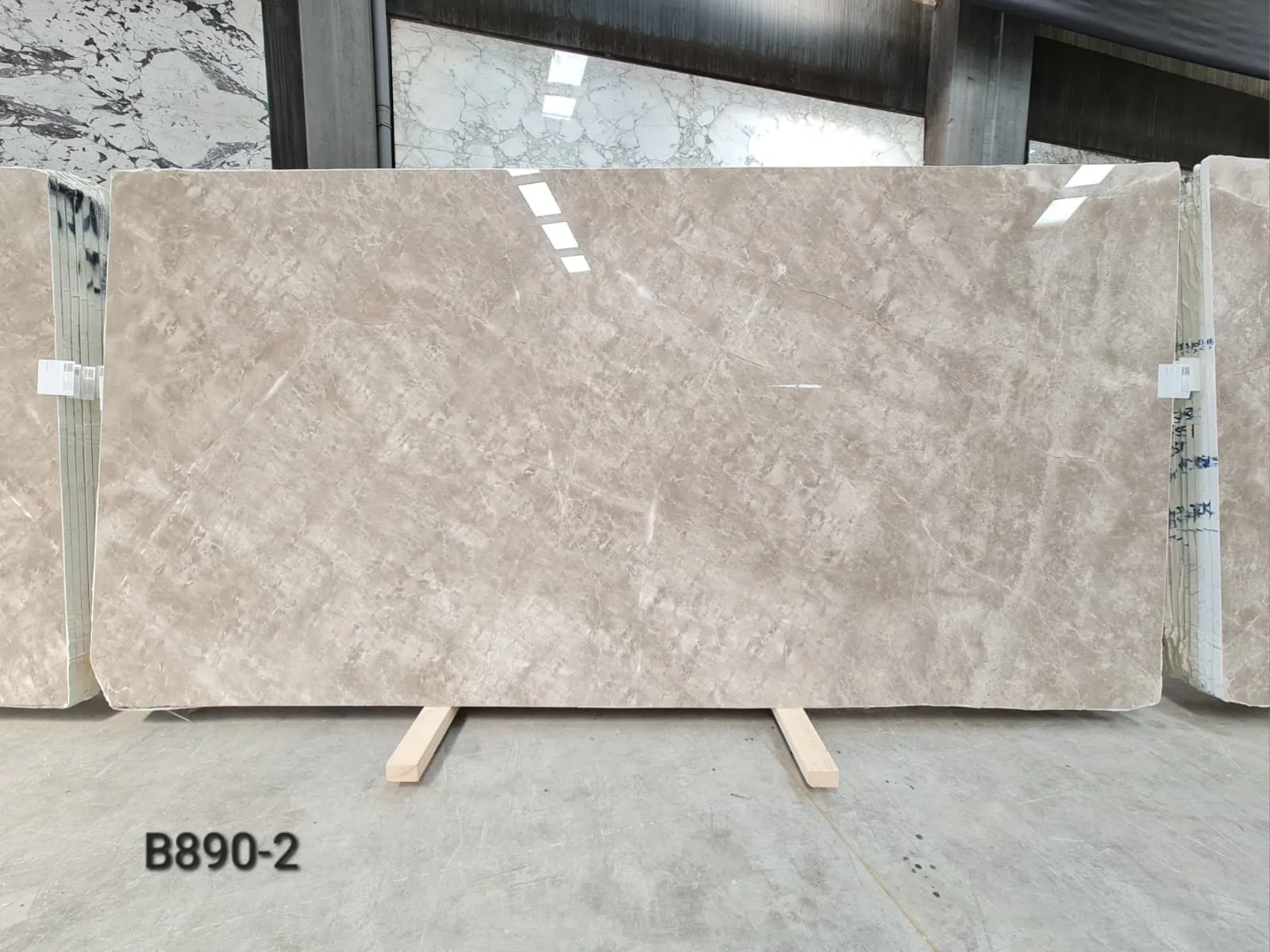B890 - 2 CM Karaman Grey Polished