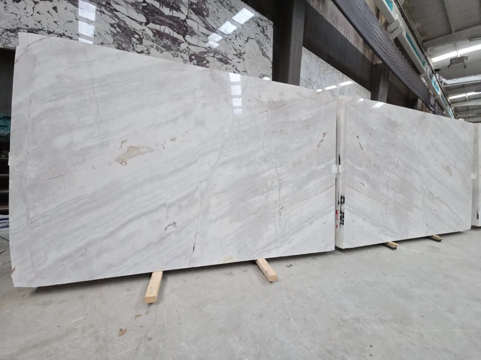 B2181 - 3 CM Rosso Dolomite Polished