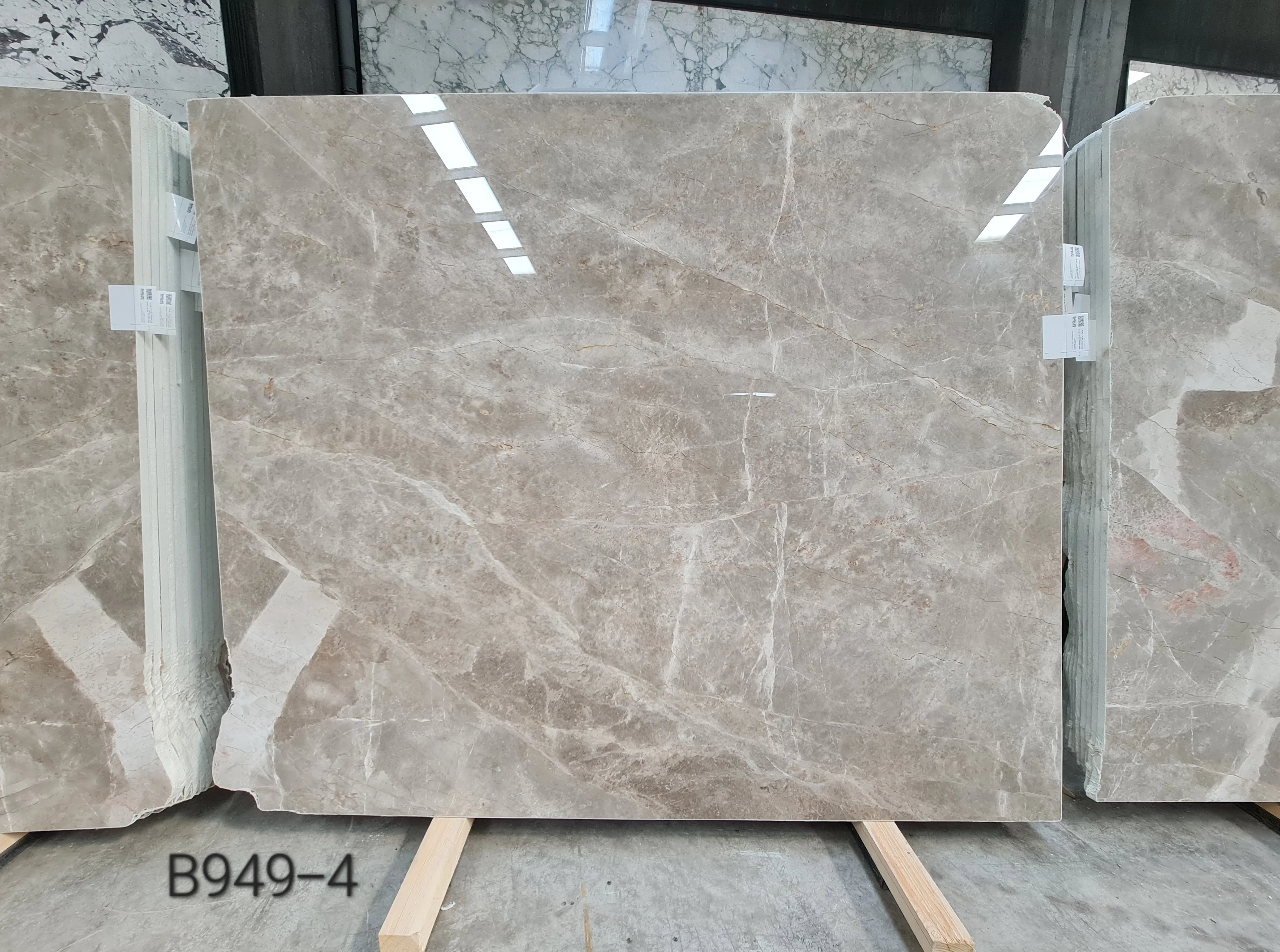 B949 - 2 CM Karaman Grey Polished