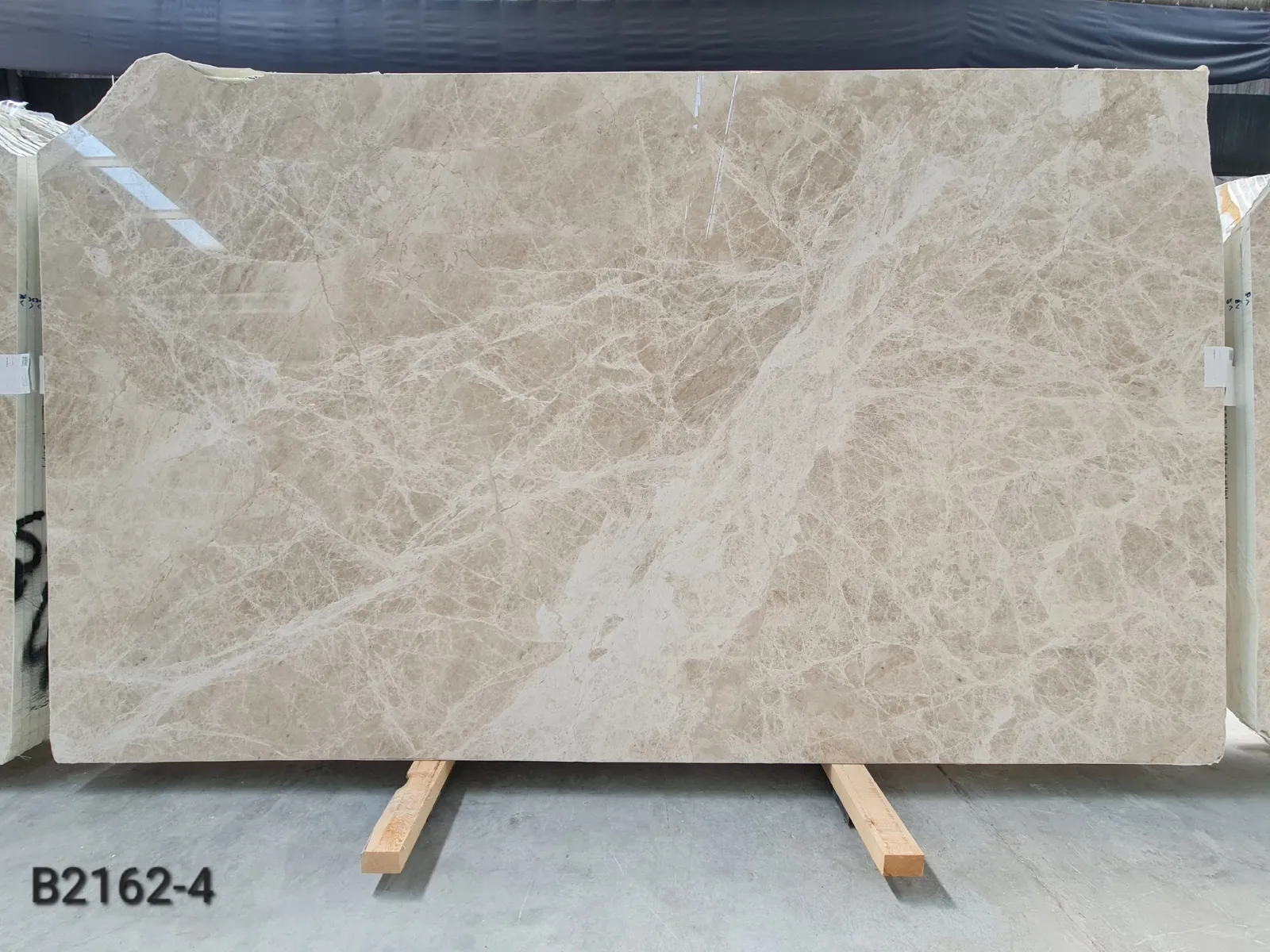 B2162 - 2 CM Patara Light Polished